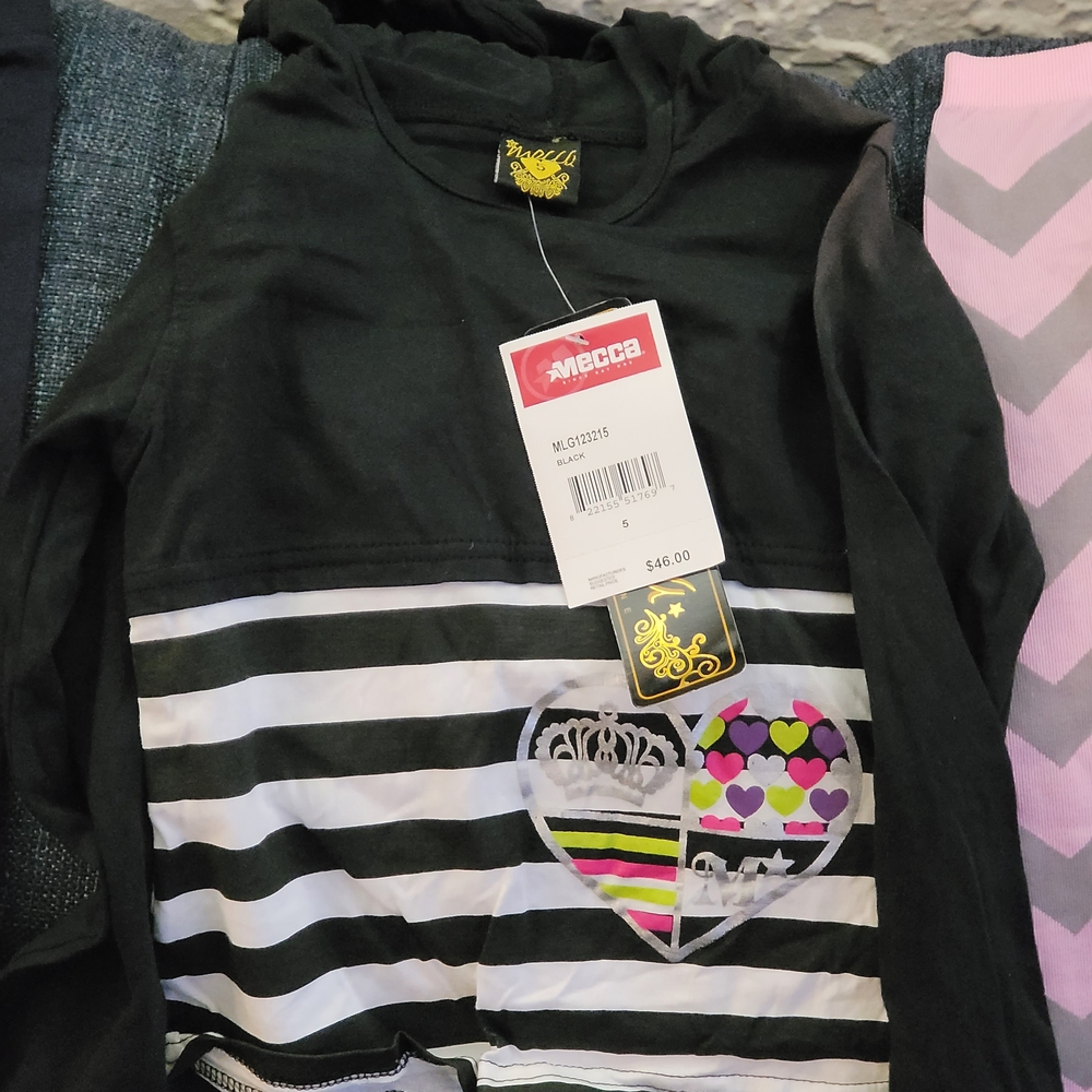 6 Pieces Of Girls Clothing Size 5 Toddler (Brand New) w/tags Excellent.